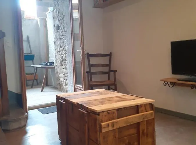 La Maison Des Vendangeurs Hébergement de vacances *
